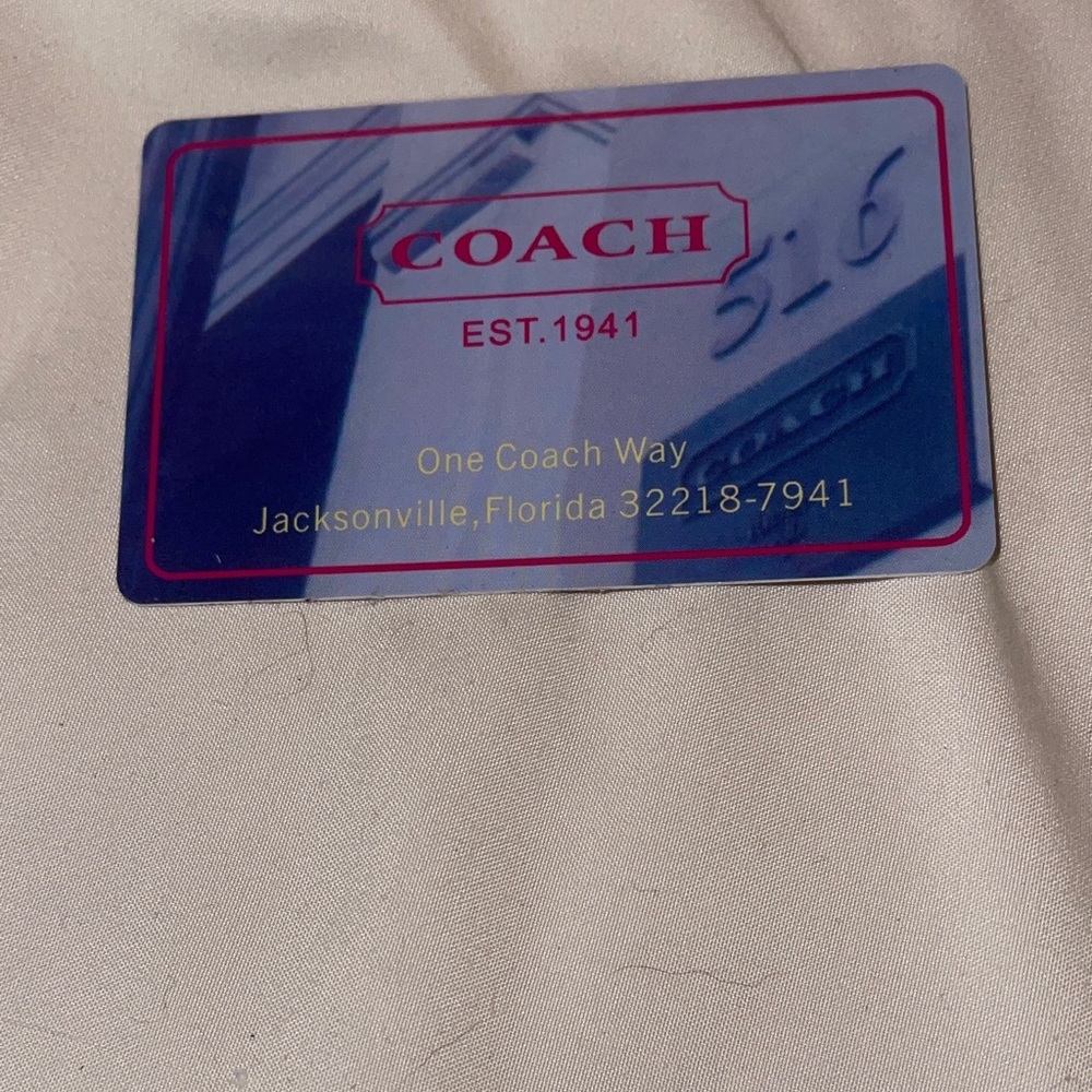 Coach Rare Red Cherry Shoulder Bag with Gold Chain and Coach Card Cherries Coach - Picture 10 of 11